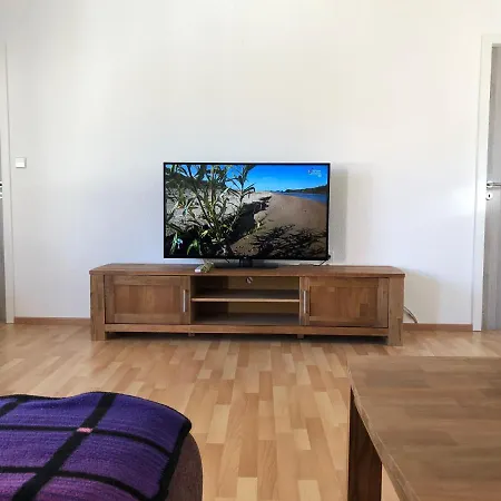 Belinda, Tiengen Zentrum *